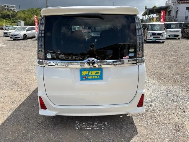 トヨタ ヴォクシー