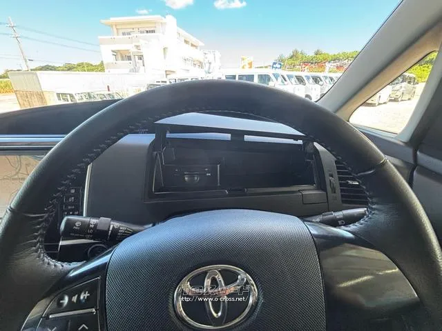 トヨタ エスティマ