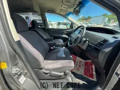 トヨタ エスティマ