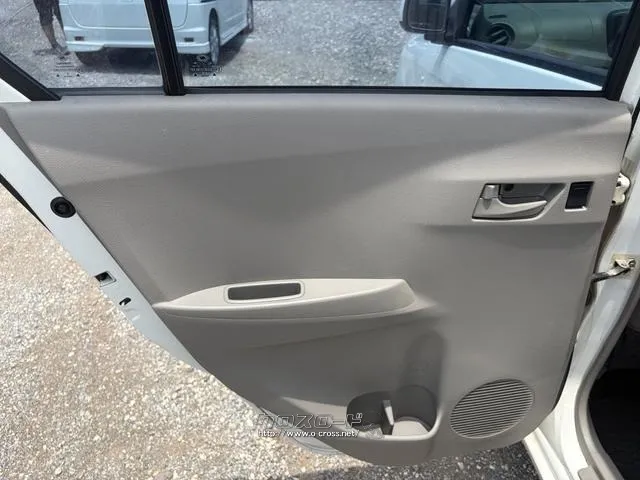 ダイハツ ミライース