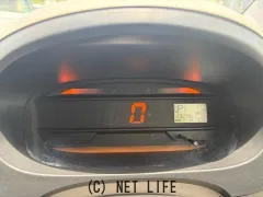 ダイハツ ミライース
