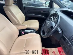 トヨタ エスティマ