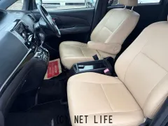 トヨタ エスティマ