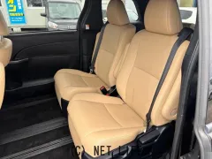 トヨタ エスティマ