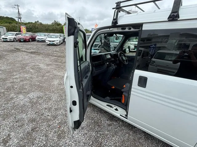 ホンダ N-VAN