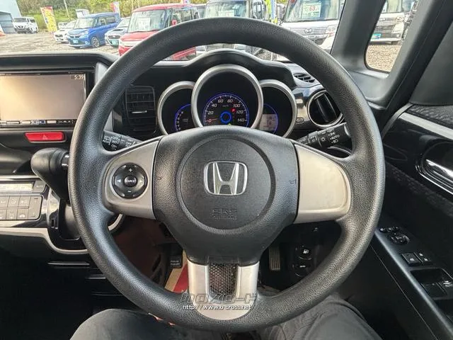 ホンダ N-BOX