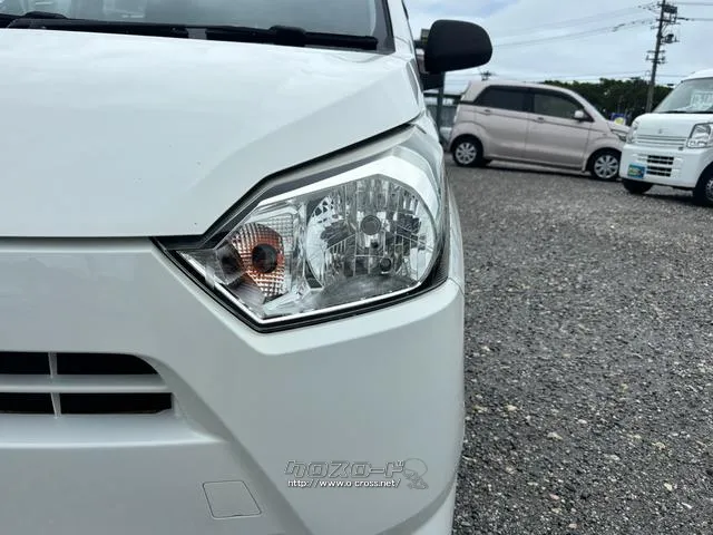 ダイハツ ミライース