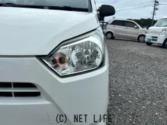 ダイハツ ミライース