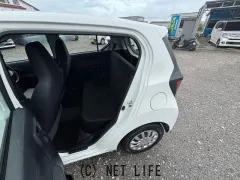 ダイハツ ミライース