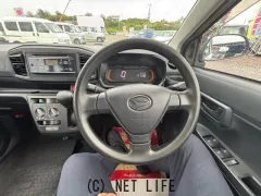 ダイハツ ミライース