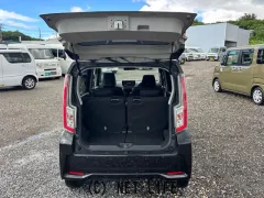ダイハツ ムーヴ