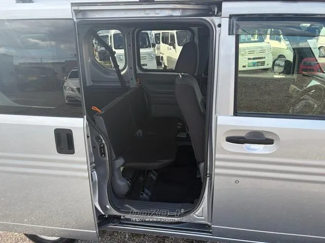 ホンダ N-VAN