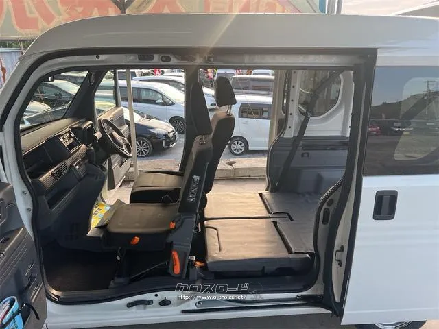 ホンダ N-VAN