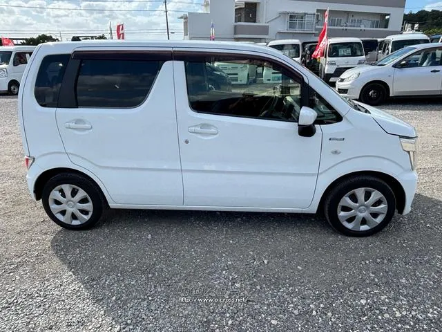 当店では人気の車種を多数取り揃えております♪是非ともご来店ください♪ マツダ フレア