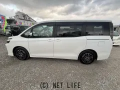 トヨタ ヴォクシー