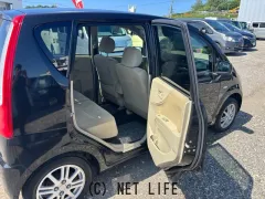 ダイハツ ムーヴ