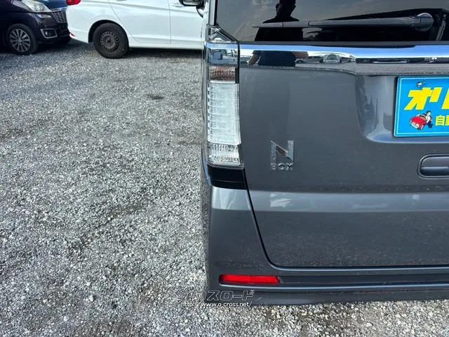ホンダ N-BOX