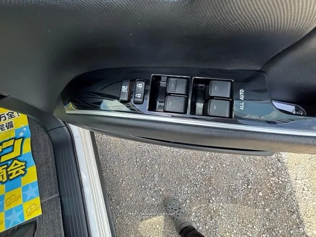 トヨタ エスティマ