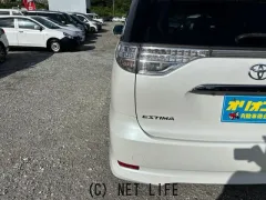 トヨタ エスティマ