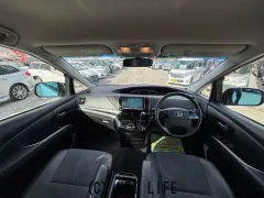 トヨタ エスティマ