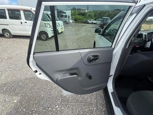 日産 AD