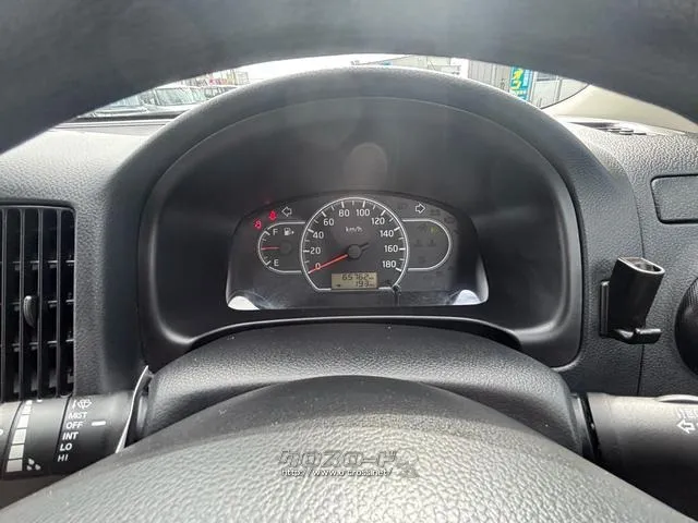日産 AD