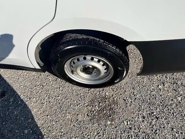 日産 AD