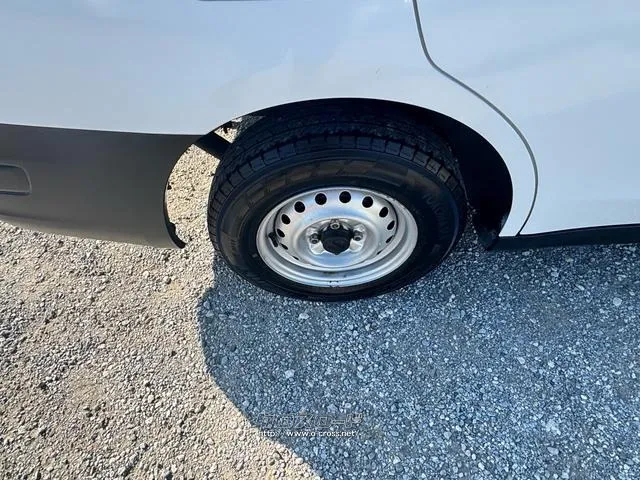日産 AD