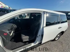 日産 AD