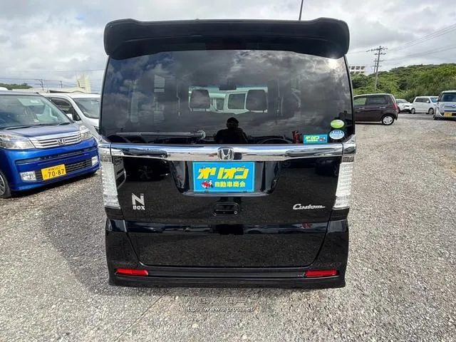 ホンダ N-BOX