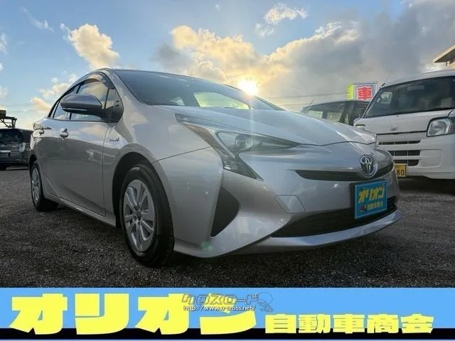 トヨタ プリウス
