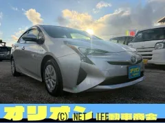 トヨタ プリウス