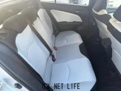 トヨタ プリウス