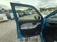 ダイハツ キャスト
