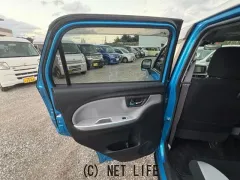 ダイハツ キャスト