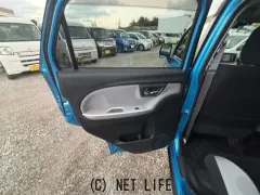 ダイハツ キャスト