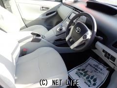 トヨタ プリウス