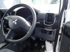 三菱 ミニキャブバン