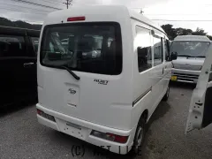ダイハツ ハイゼットカーゴ
