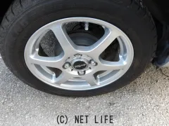 ダイハツ ミライース