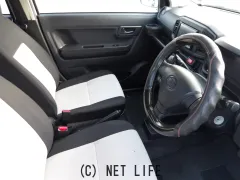 ダイハツ ミライース