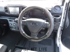 ダイハツ ミライース