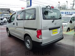 日産 NV200バネットバン