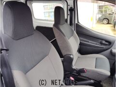 日産 NV200バネットバン