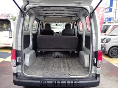 日産 NV200バネットバン