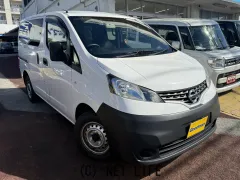日産 NV200バネットバン