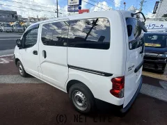 日産 NV200バネットバン