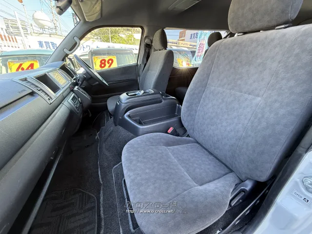 トヨタ ハイエース