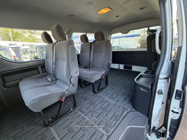 トヨタ ハイエース