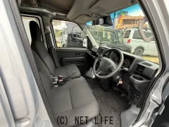 ダイハツ ハイゼットカーゴ